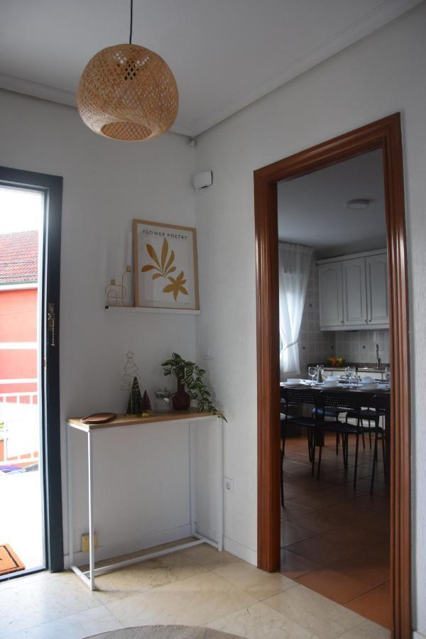Villa Casa En Chapela, Con Vistas A La Ria De Vigo Exterior foto
